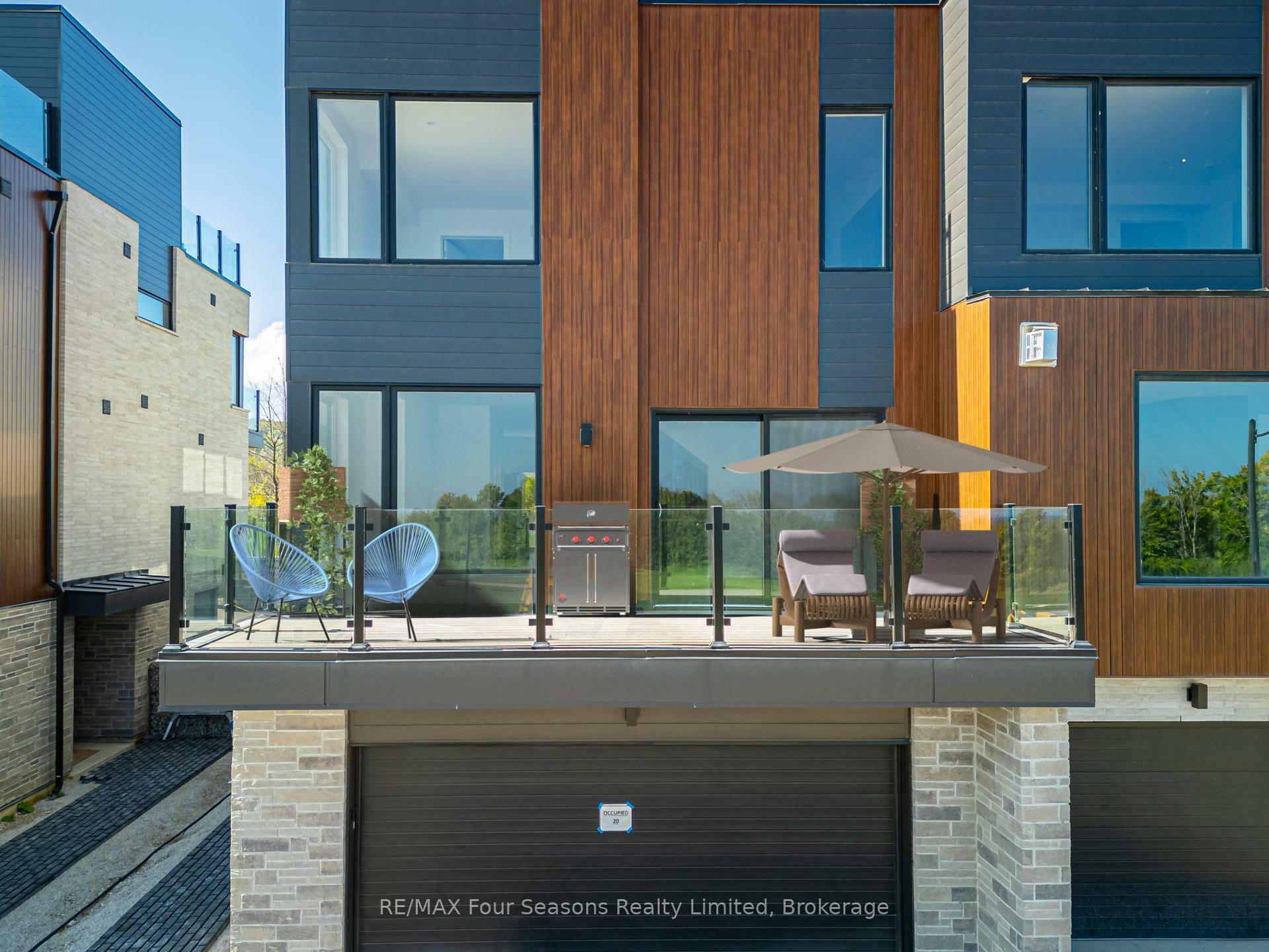 Property Photo: 117 Sladden Court 20 ON N0H 2P0