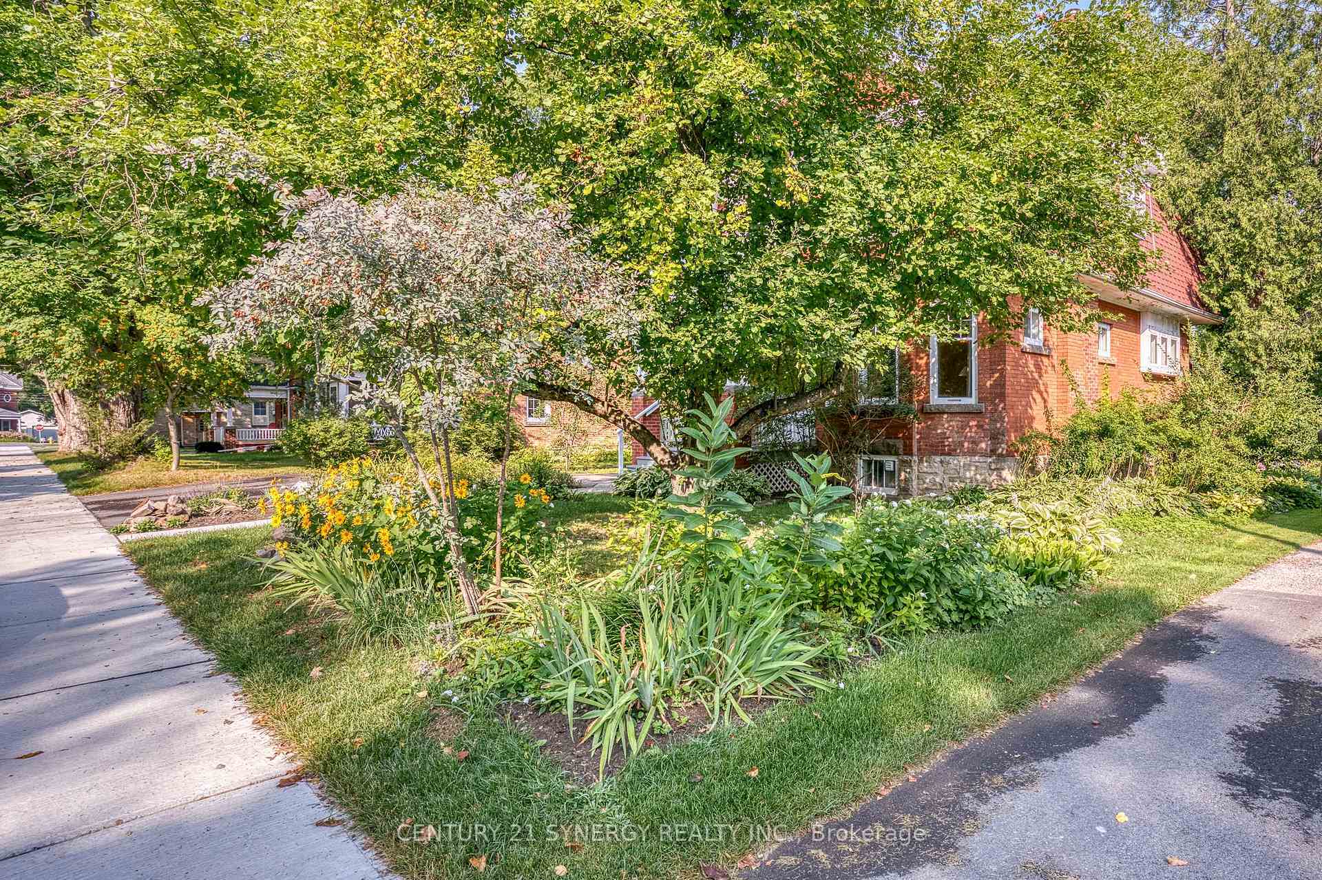 Property Photo: 19 Mary Street ON K7H 2X1