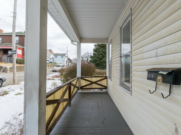 Property Photo:  1216 Center Street  PA 15145 