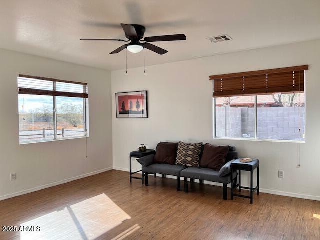 Property Photo:  1302 E 30th Avenue  AZ 85119 