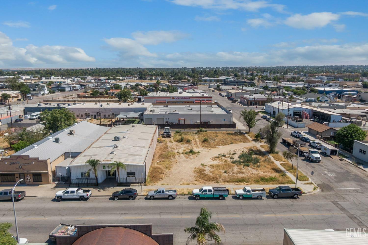 Property Photo:  1 E Old Town Kern Land Portfolio Street  CA 93305 