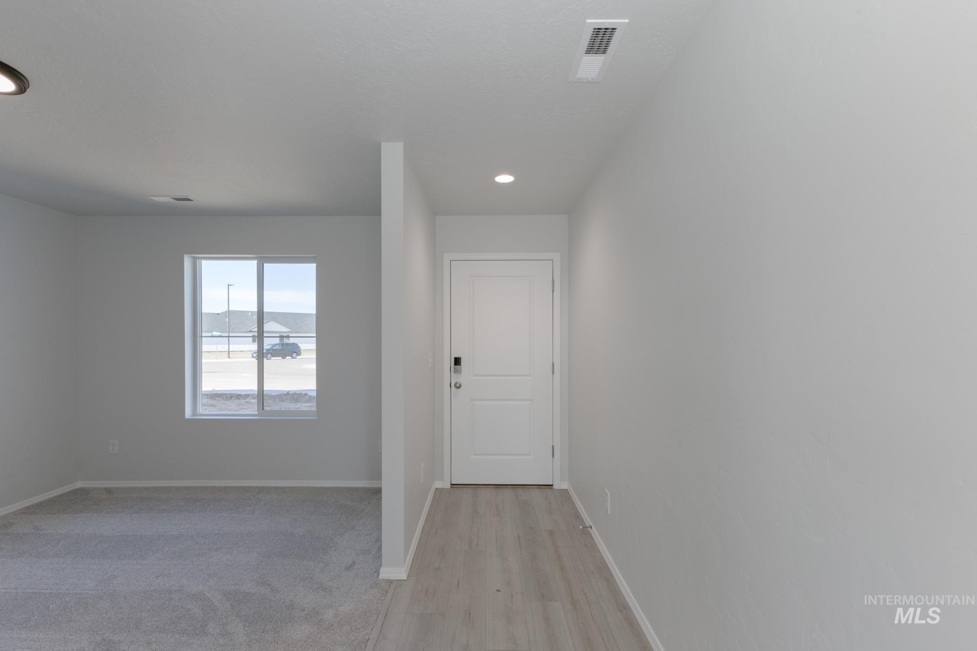 Property Photo: 11179 Cart St ID 83605