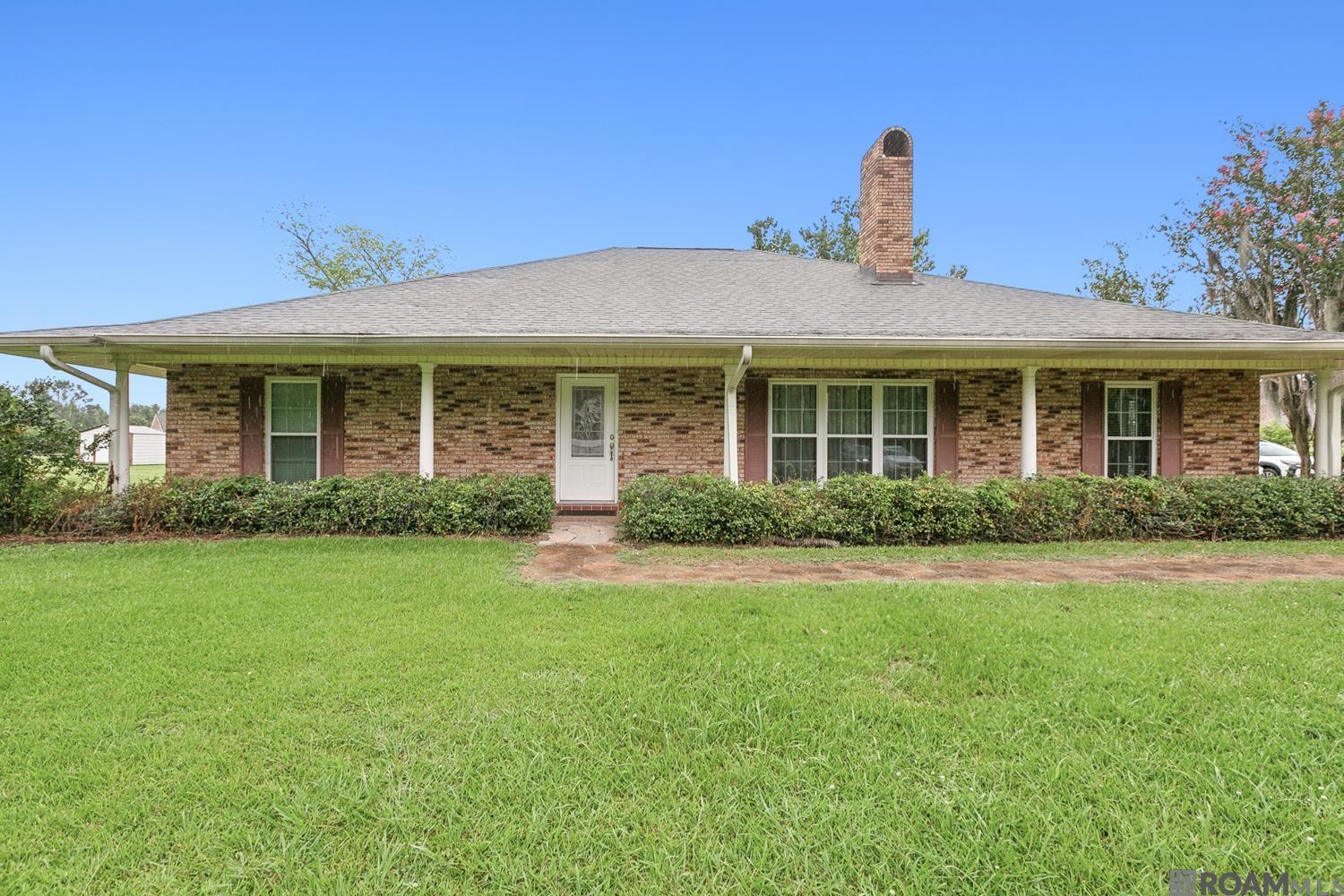 Property Photo: 11112 George Lambert Rd LA 70774