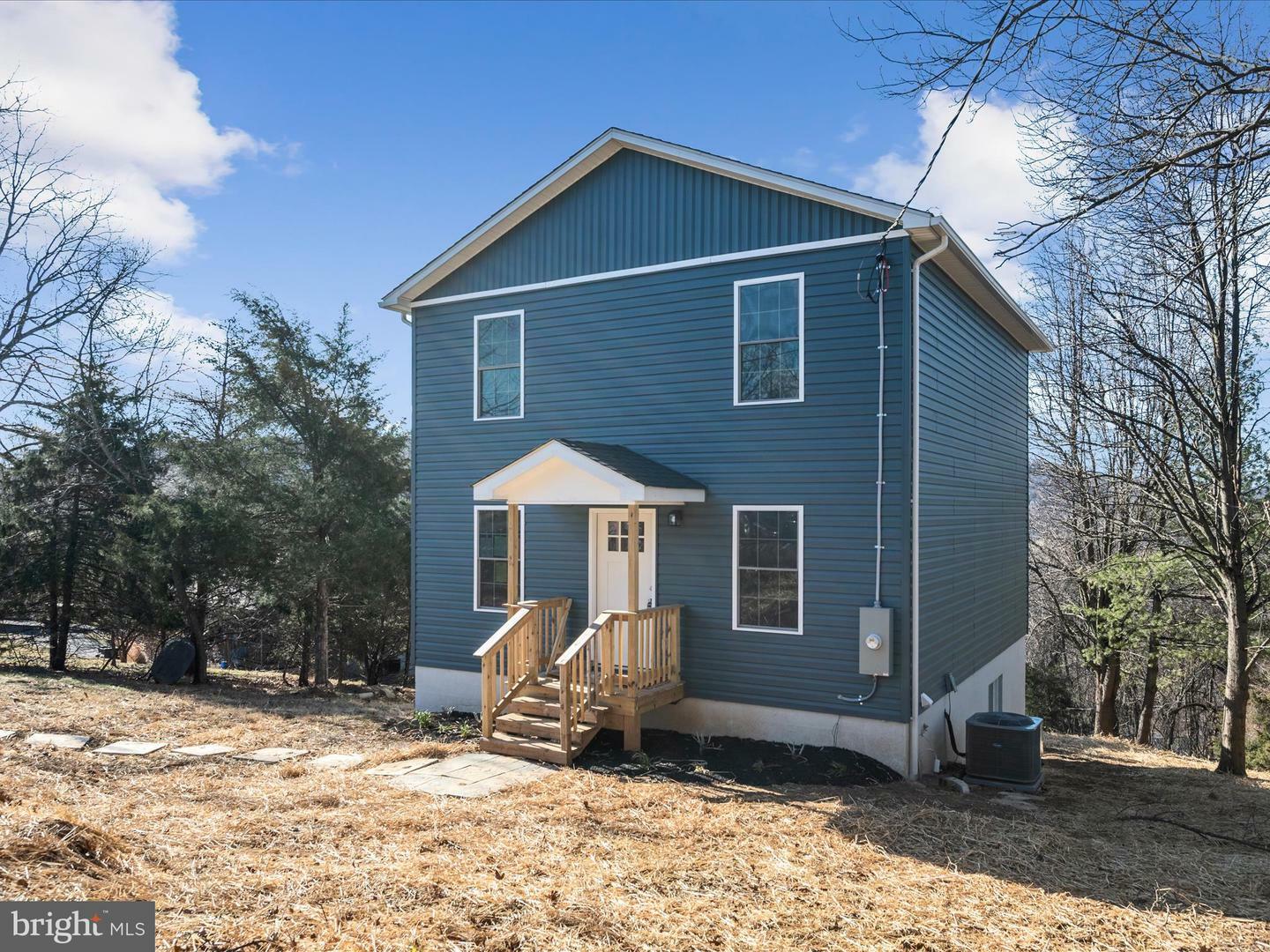 Property Photo:  32 Granny Smith Road  VA 22642 