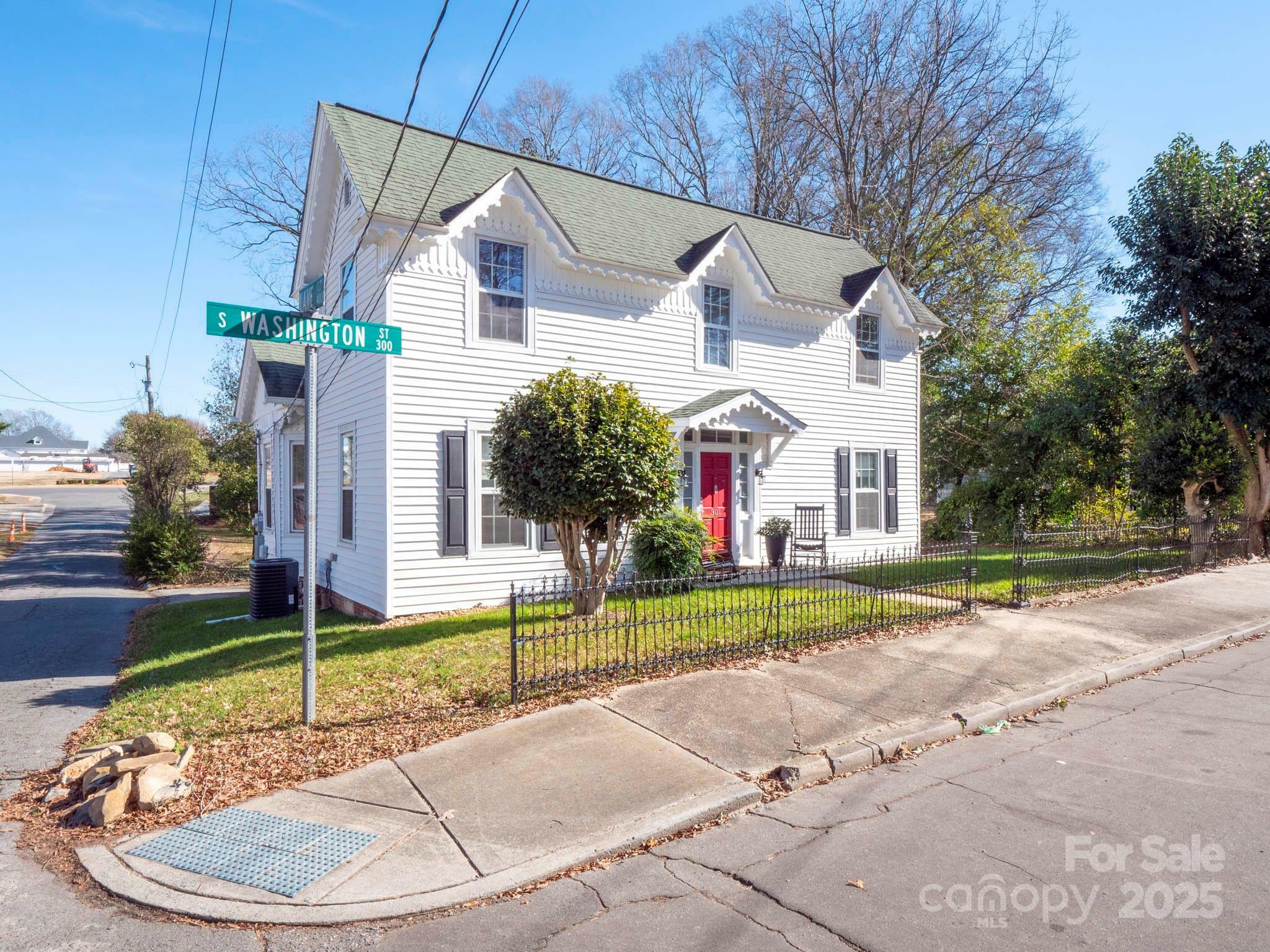 Property Photo:  301 S Washington Street  NC 28112 