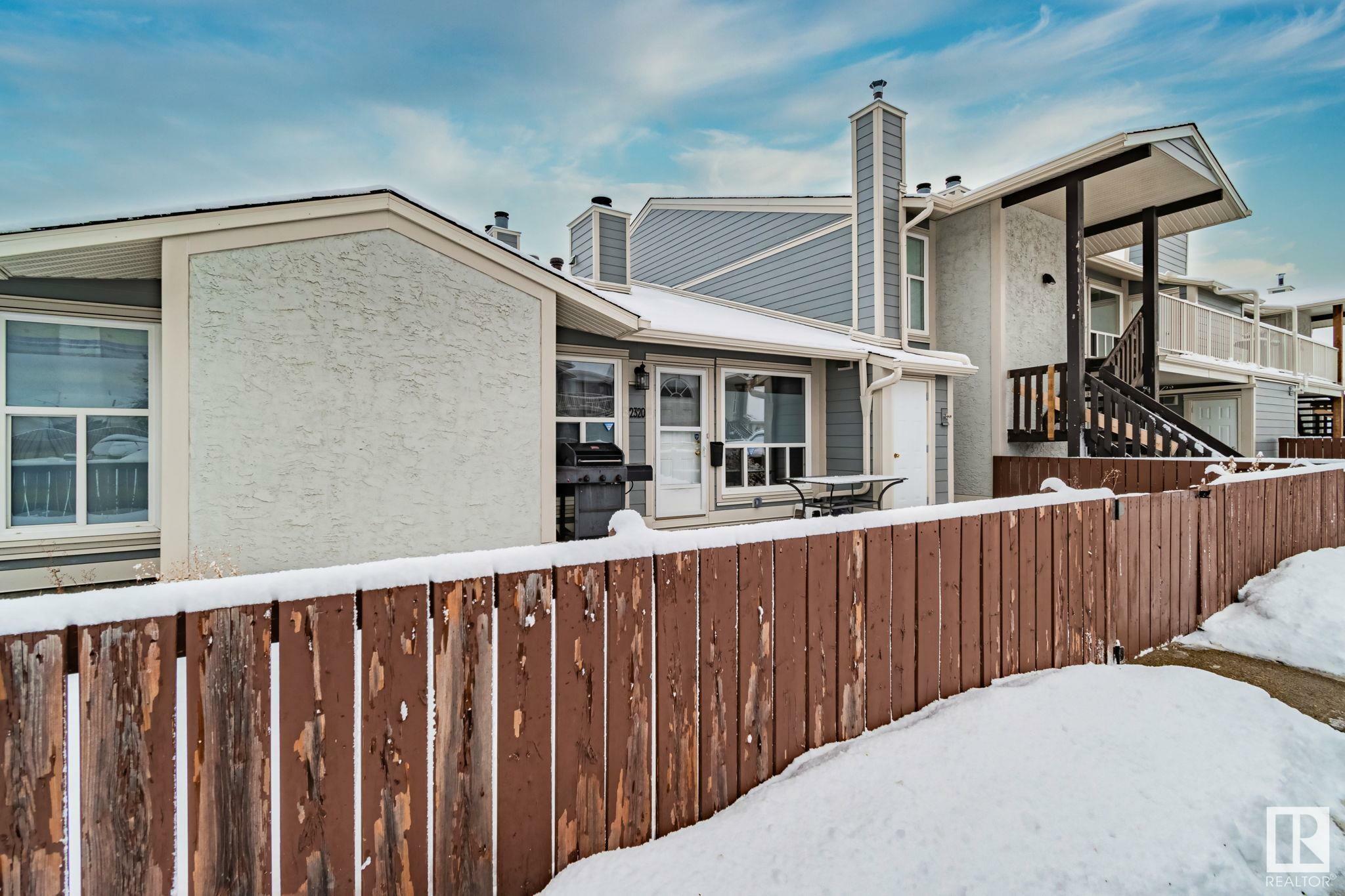 2320 151 Avenue NW  Edmonton AB T5Y 2L1 photo