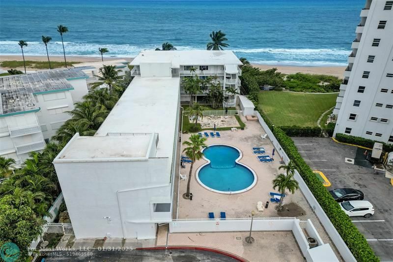 Property Photo: 1480 S Ocean Blvd 316 FL 33062