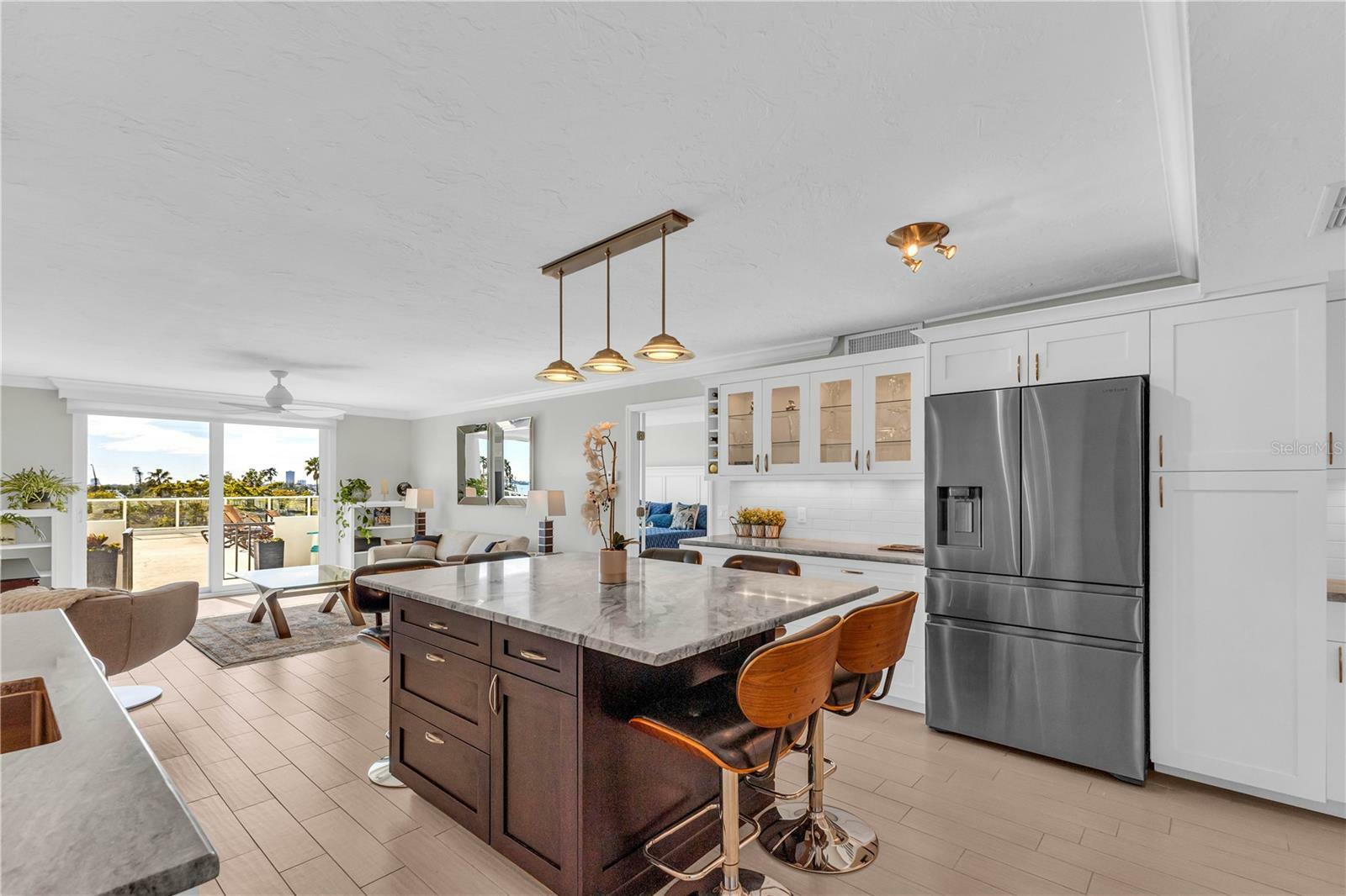 Property Photo:  101 S Gulfstream Avenue 4F  FL 34236 