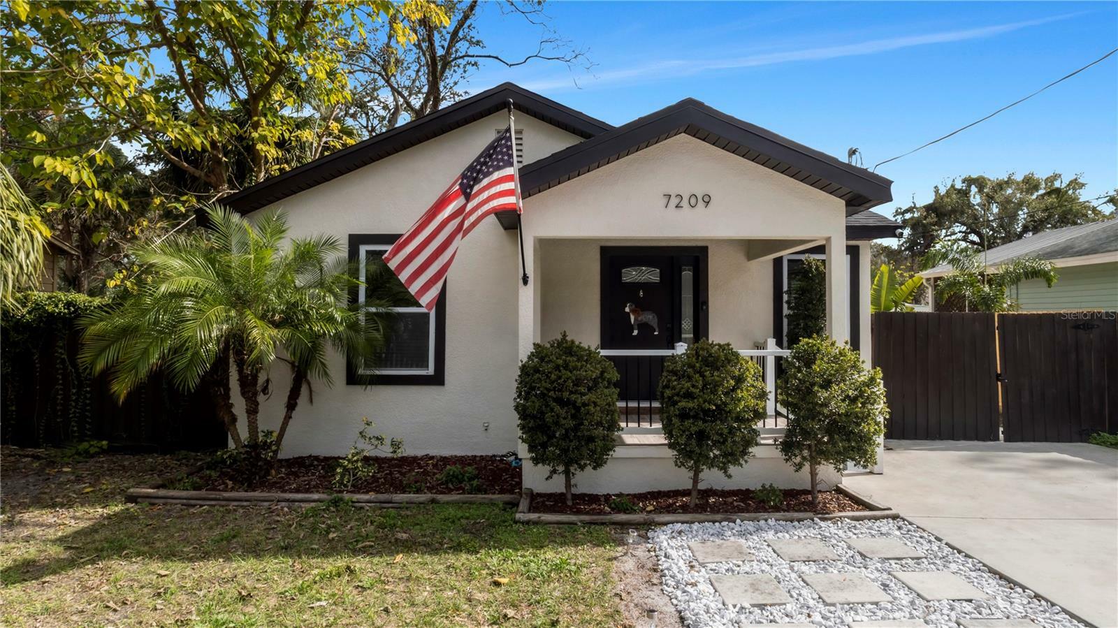 Property Photo: 7209 N Highland Avenue FL 33604