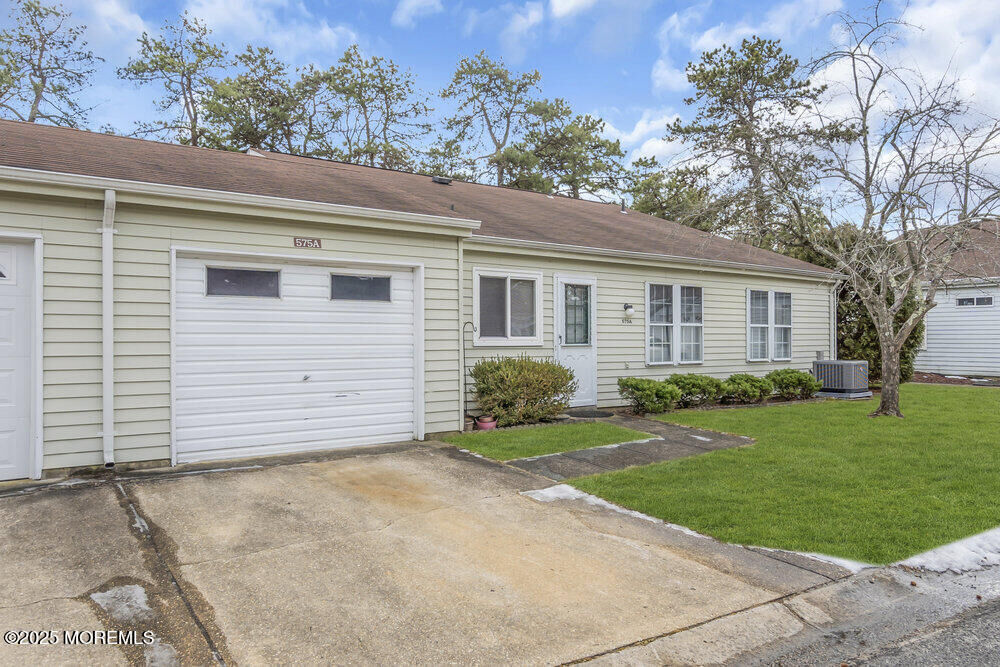 Property Photo:  575 Sheffield Drive  NJ 08759 