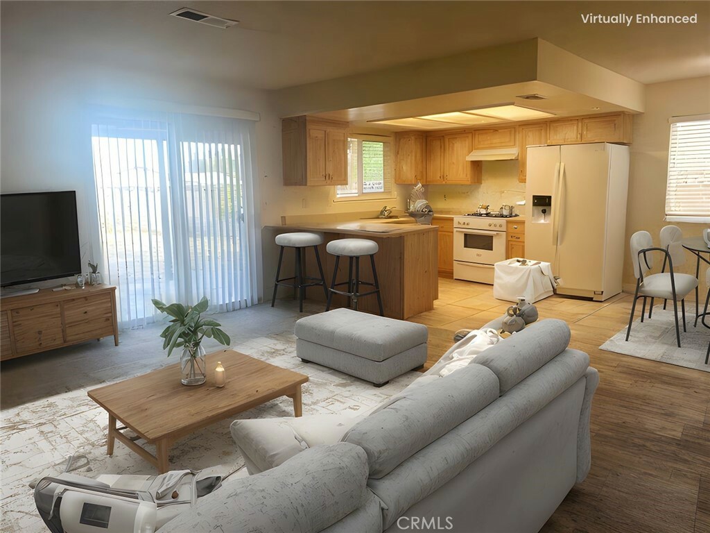 Property Photo: 44504 Watford Avenue CA 93535