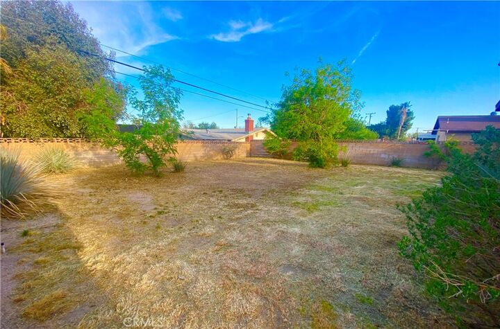 Property Photo:  44504 Watford Avenue  CA 93535 