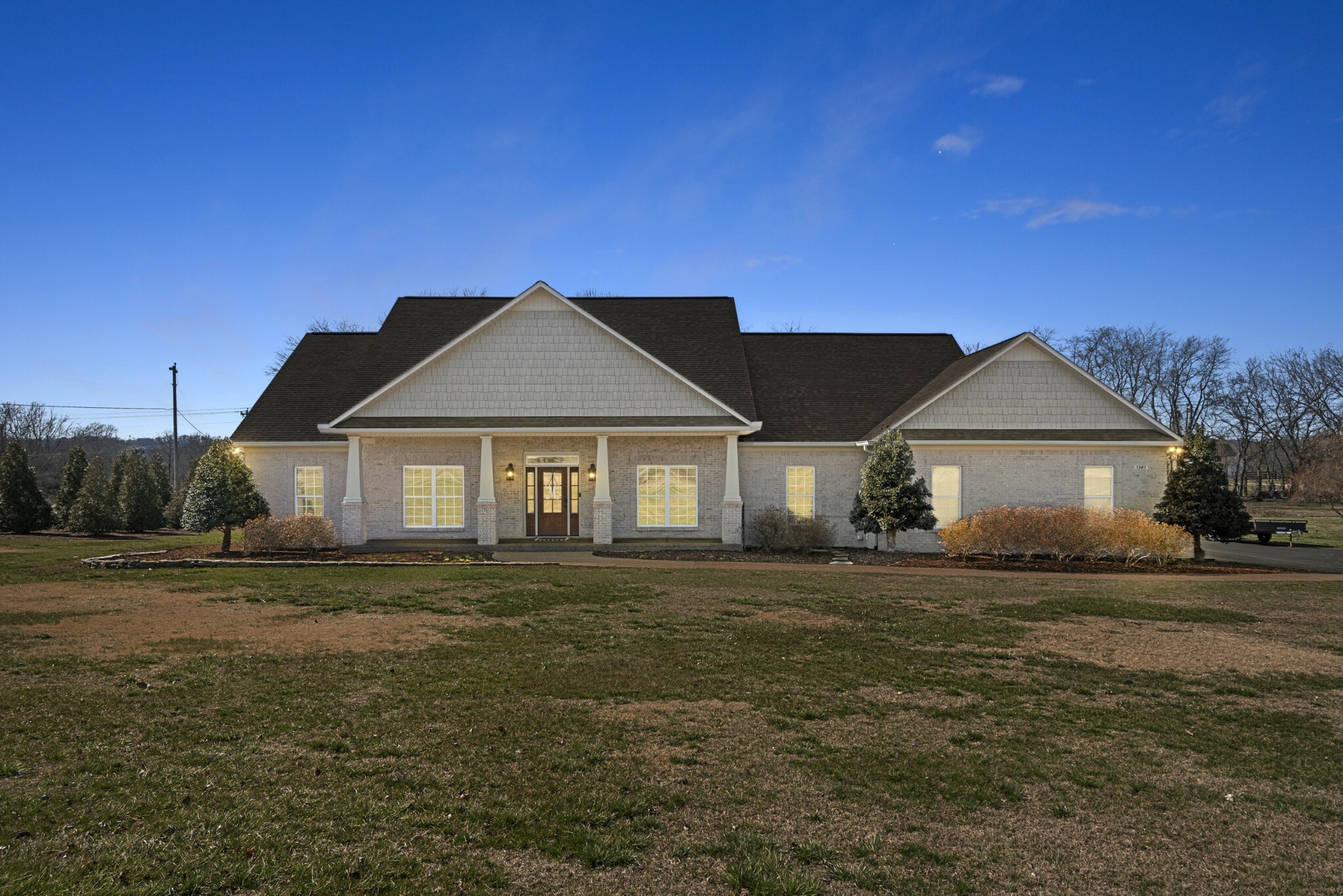 Property Photo: 1327 Polo Fields Ln TN 38401