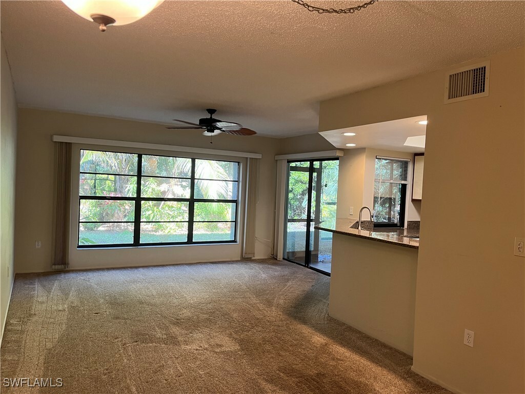 Property Photo:  13311 Greengate Boulevard  FL 33919 