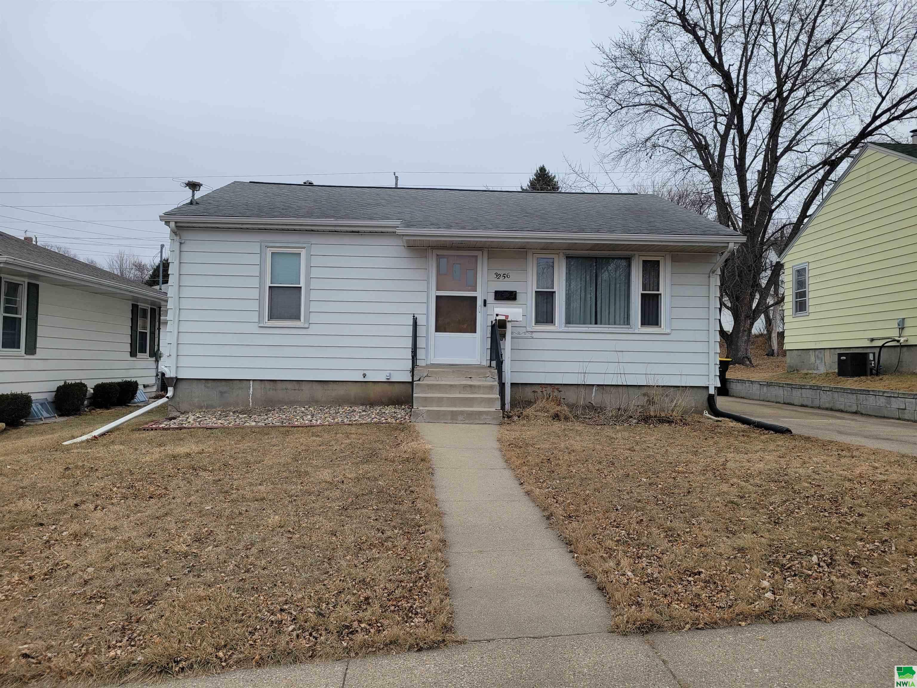 Property Photo: 3256 Nebraska IA 51104