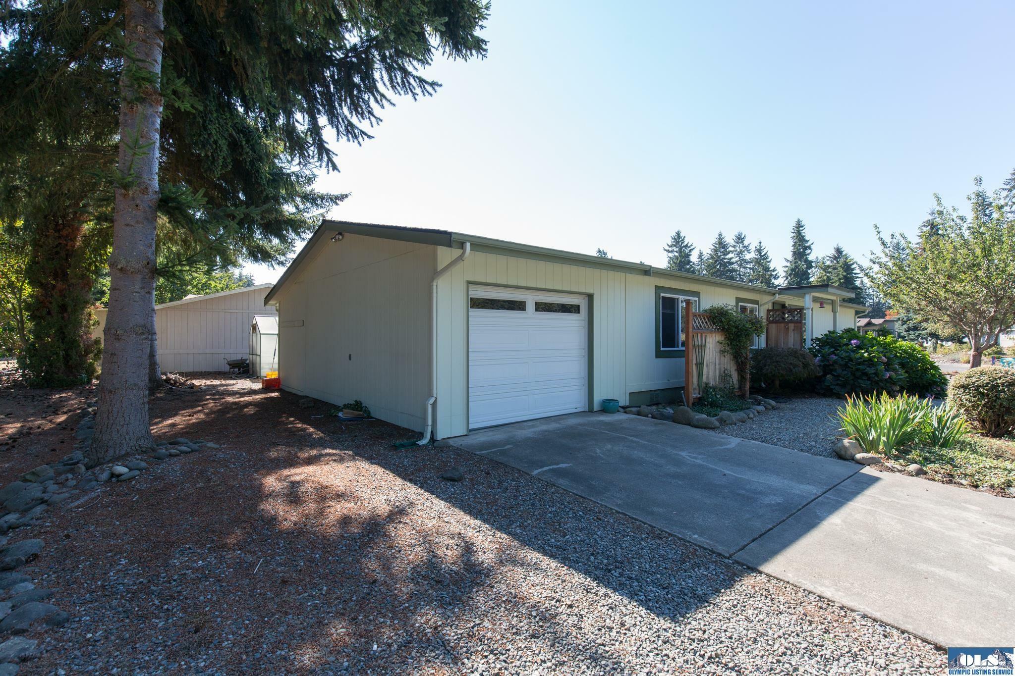 Property Photo:  190 Frederick Dr  WA 98382 