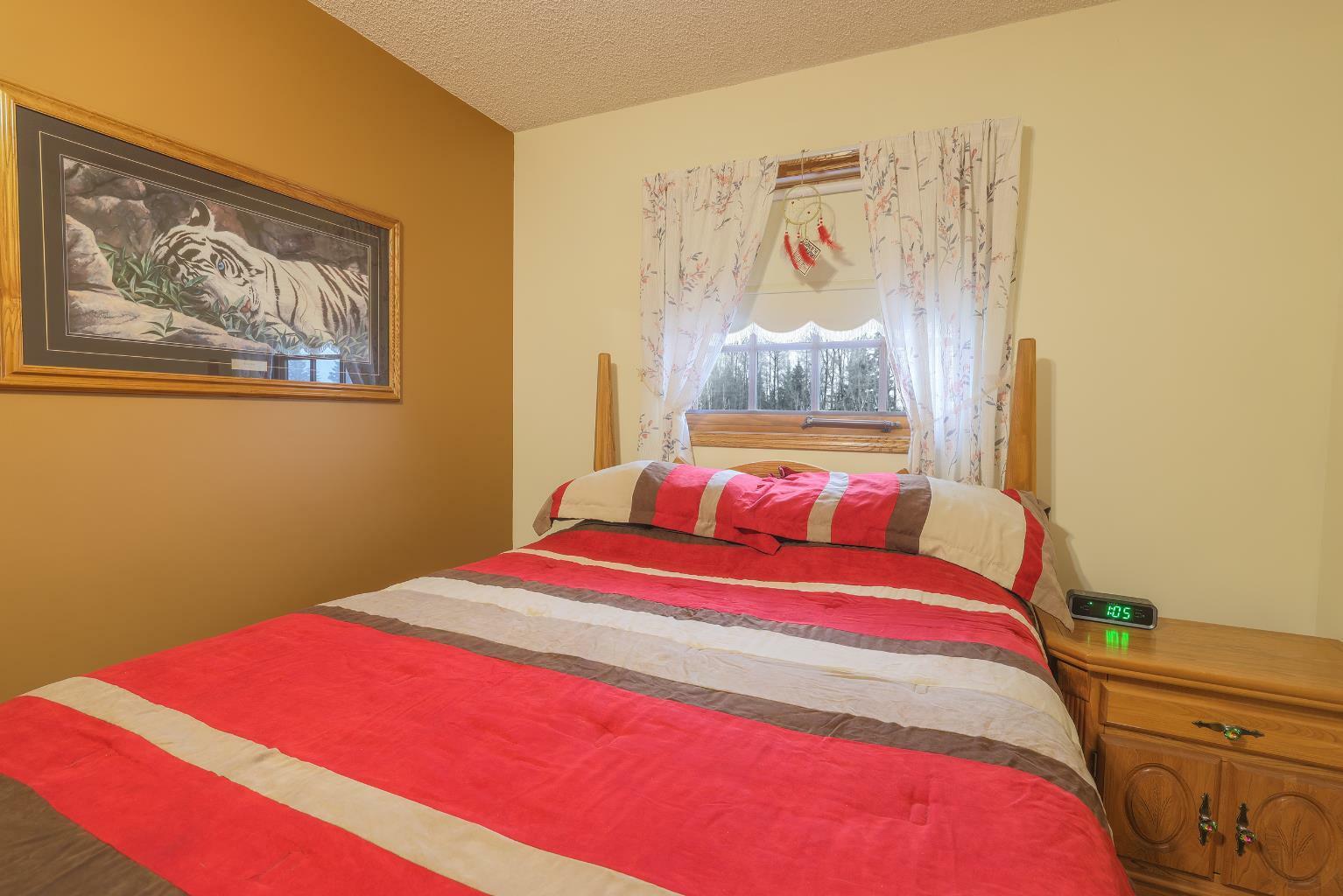 Property Photo:  5812 58 Avenue  AB T4T 1K1 