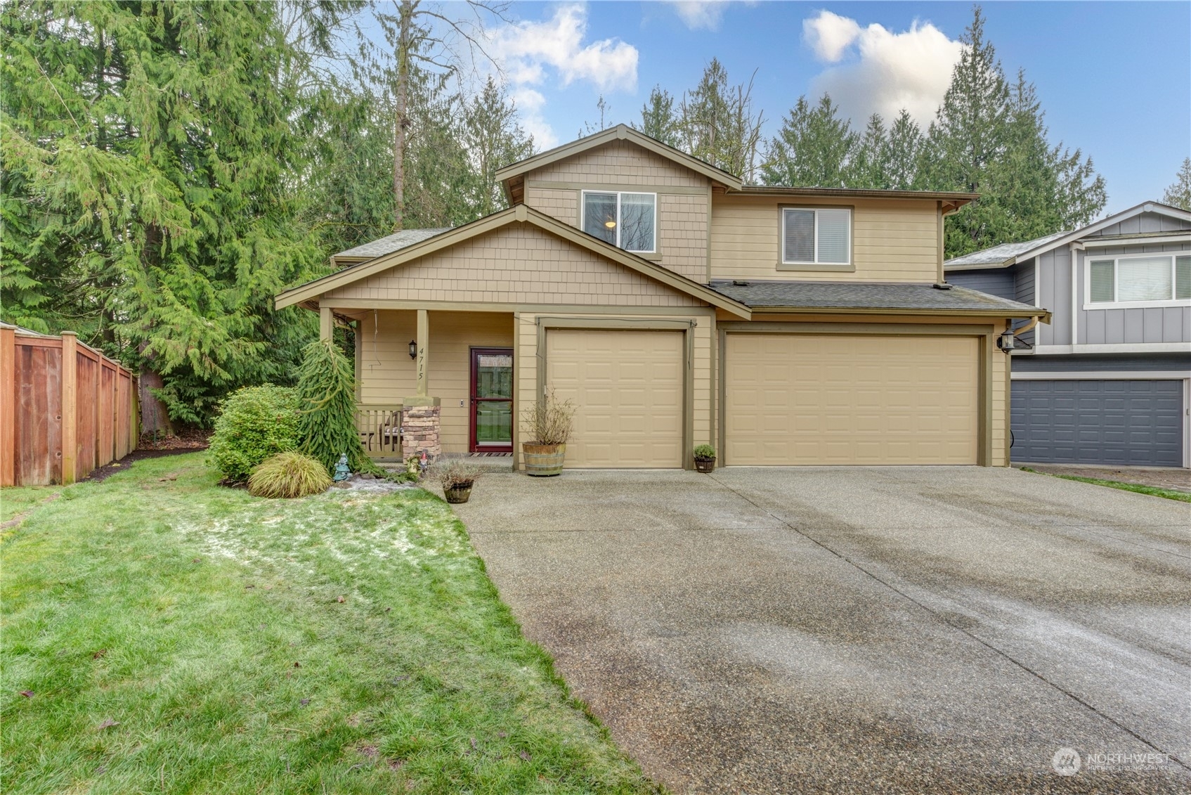 Property Photo:  4715  80th Drive NE  WA 98270 