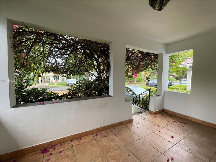 Property Photo: 641 Zamora Ave FL 33134