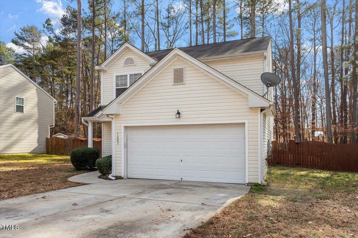 Property Photo:  1083 Heritage Manor Drive  NC 27610 