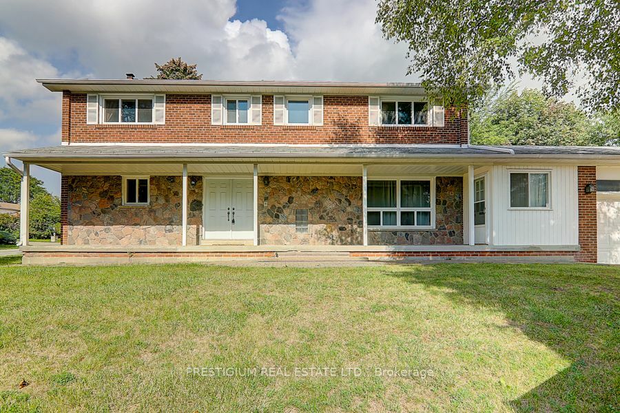 Property Photo:  57 Laureleaf Rd  ON L3T 2X9 