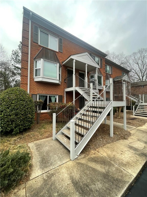 Property Photo:  103 Calhoun Street 13  SC 29631 