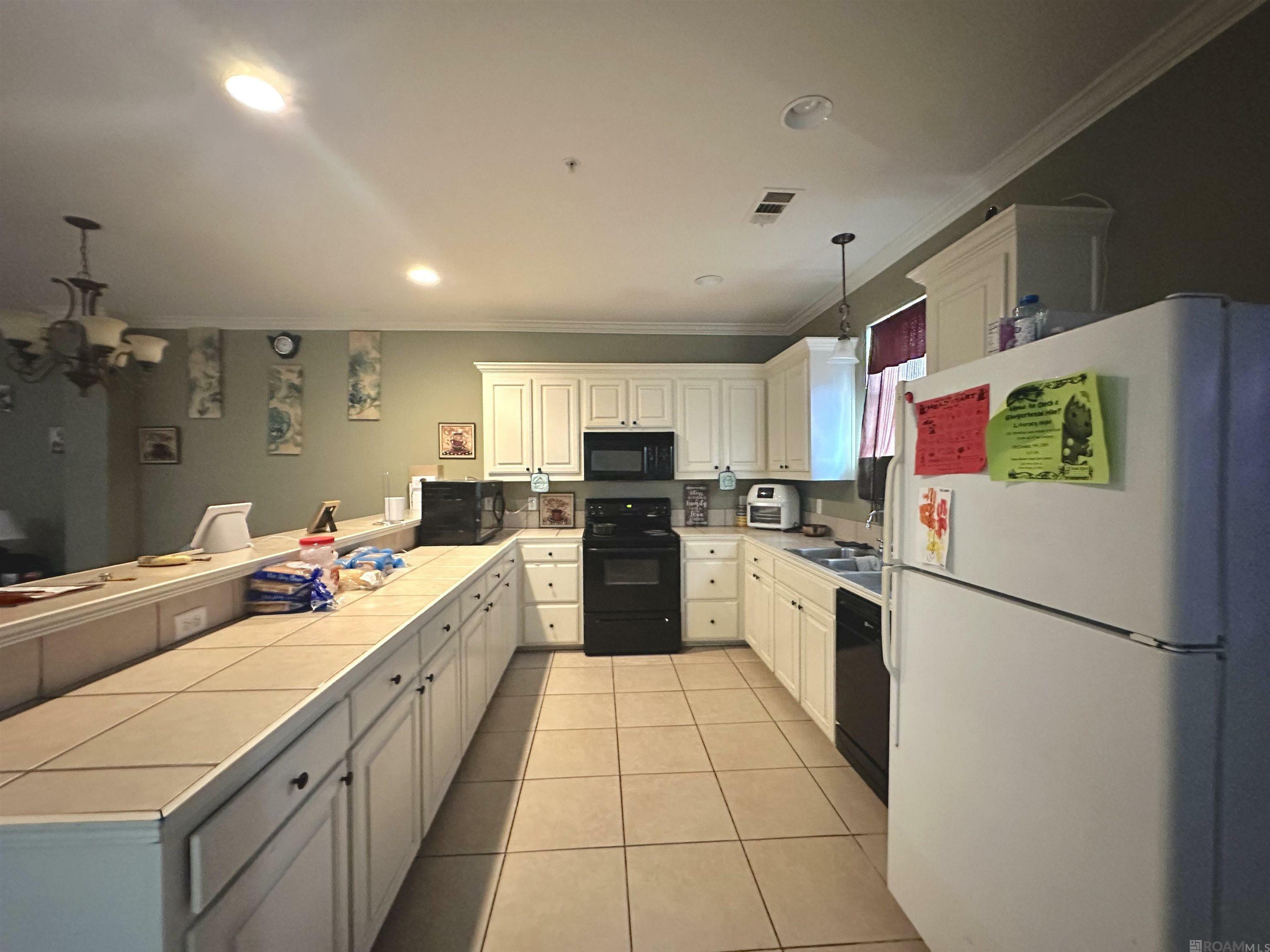 Property Photo:  1502 Harwich Dr #D  LA 70820 