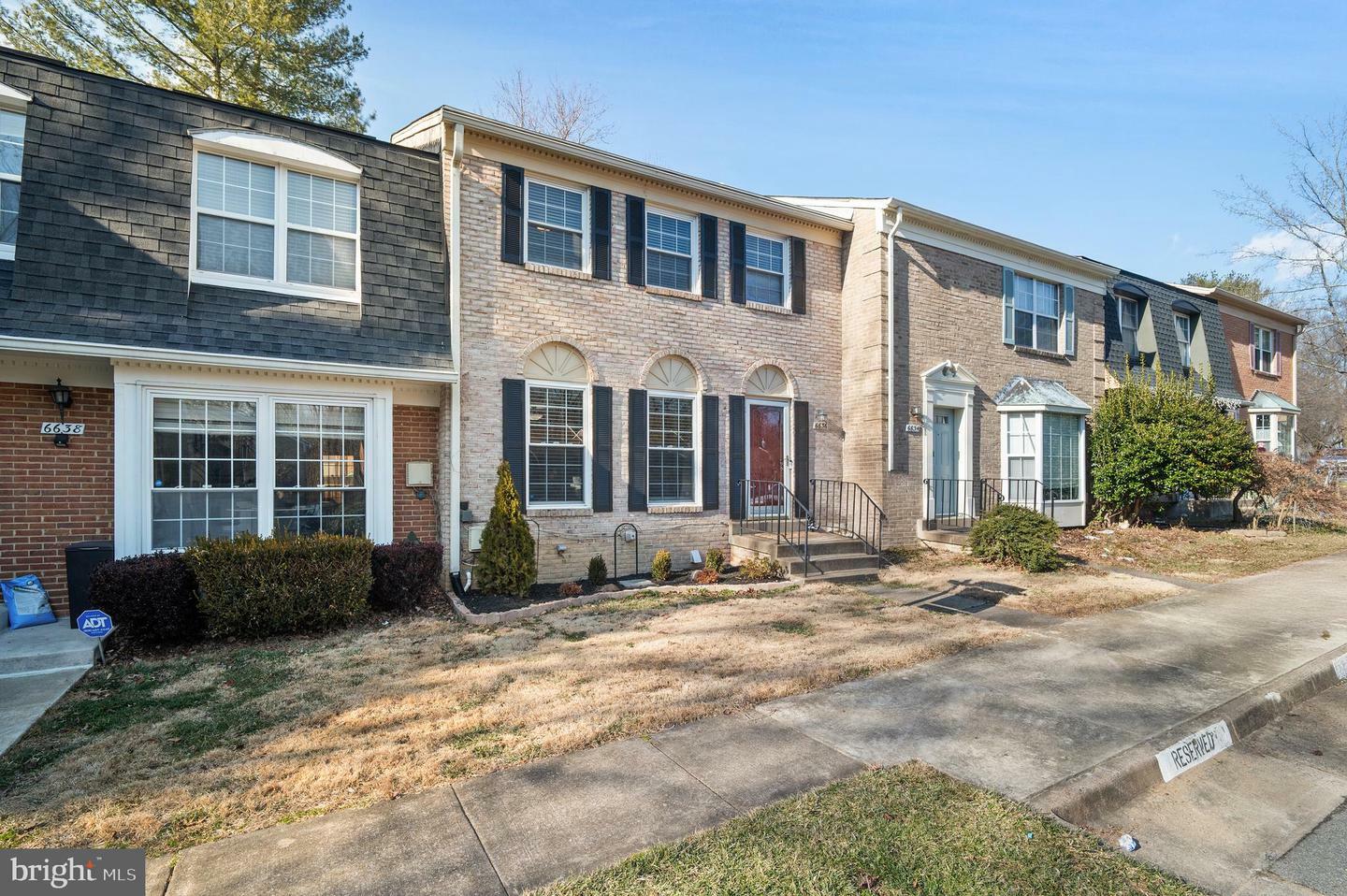 Property Photo:  6636 Green Ash Drive  VA 22152 