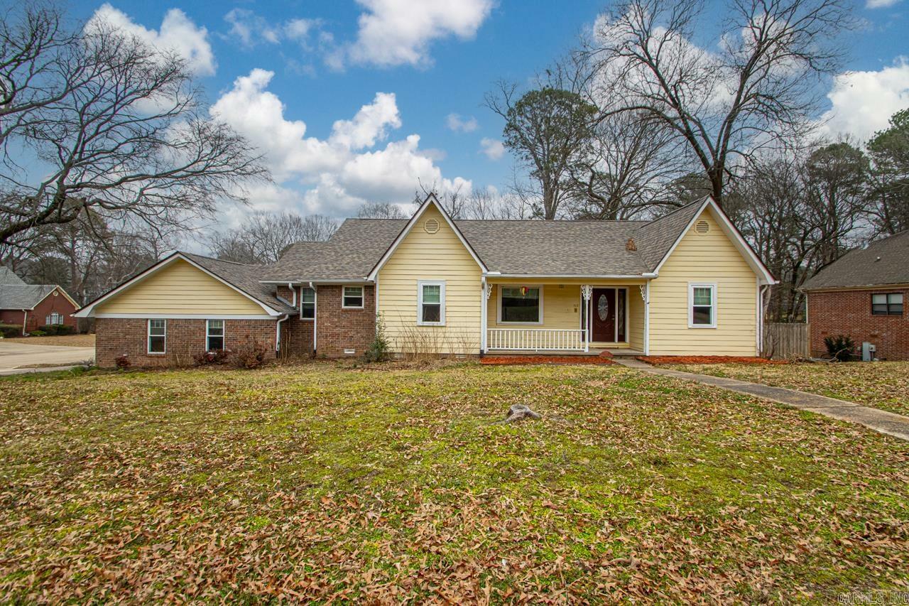 Property Photo: 312 Fair Oaks Drive AR 72022