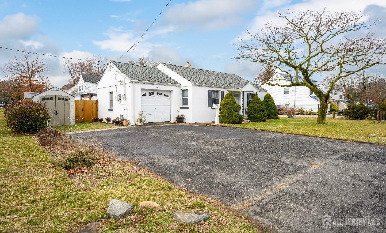 Property Photo:  183 Snowhill Street  NJ 08884 