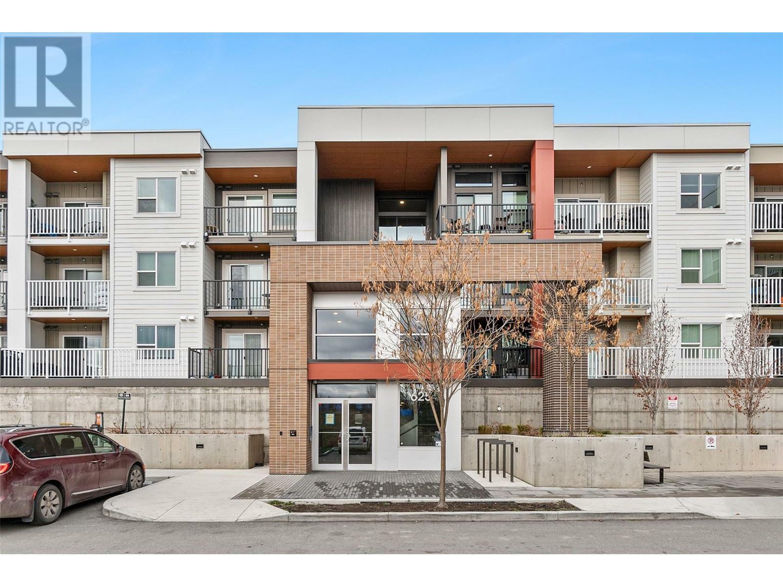 625 Academy Way Ph1  Kelowna BC V1V 0E3 photo