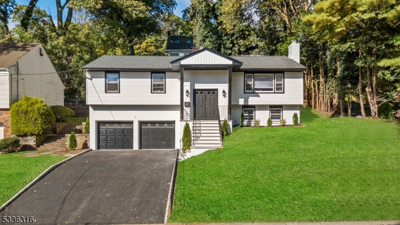 Property Photo: 11 Collamore Ter NJ 07052