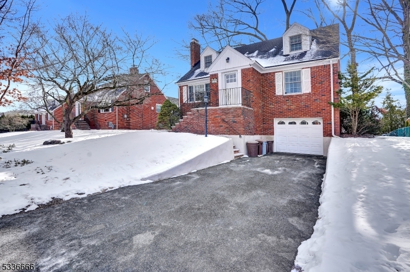 Property Photo:  22 Ravine Dr West  NJ 07506 