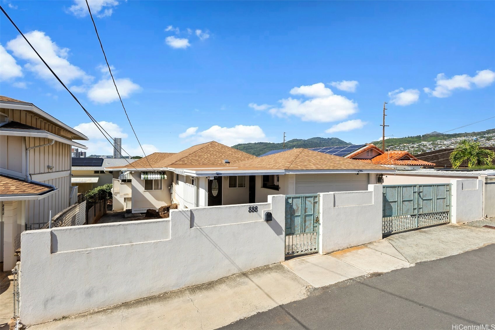 Property Photo: 888 4th Avenue HI 96816
