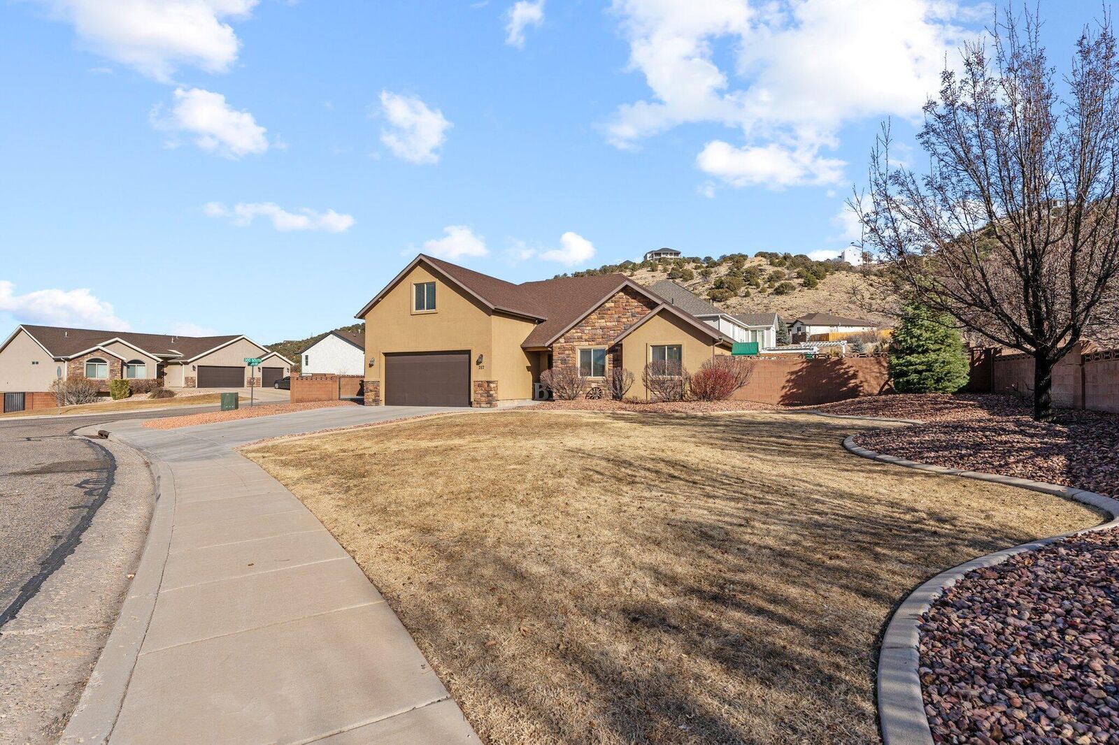 Property Photo:  317 S Glen Canyon Dr  UT 84720