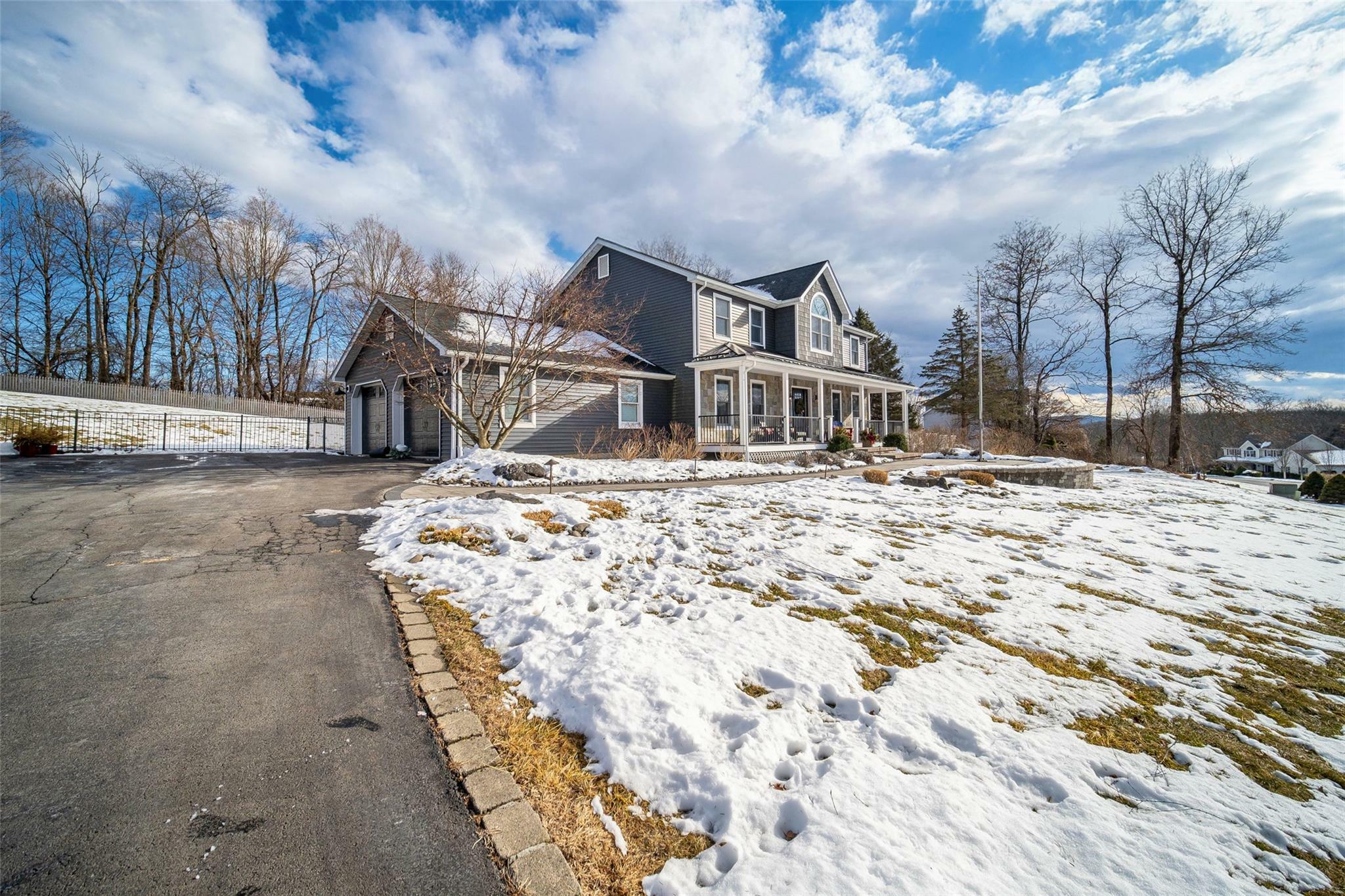 Property Photo:  3 Woodridge Drive  NY 10918 