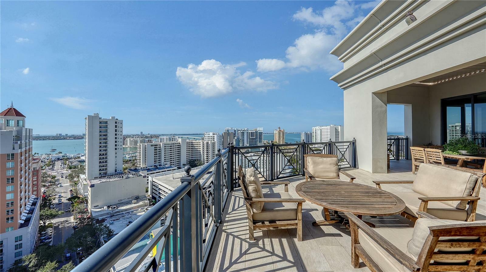 Property Photo: 50 Central Avenue 17phc FL 34236