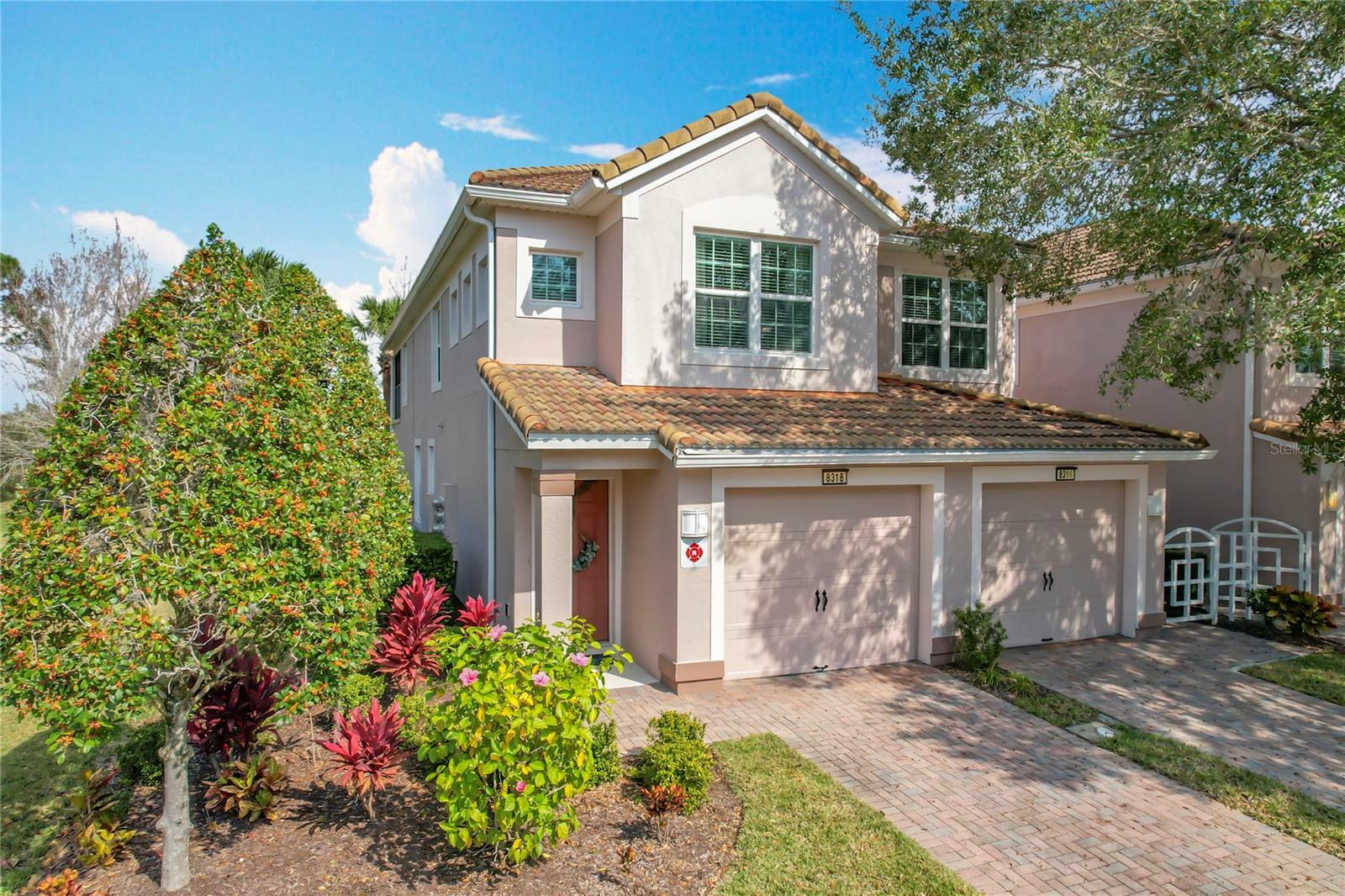 Property Photo:  8318 Quimby Cir  FL 33896 