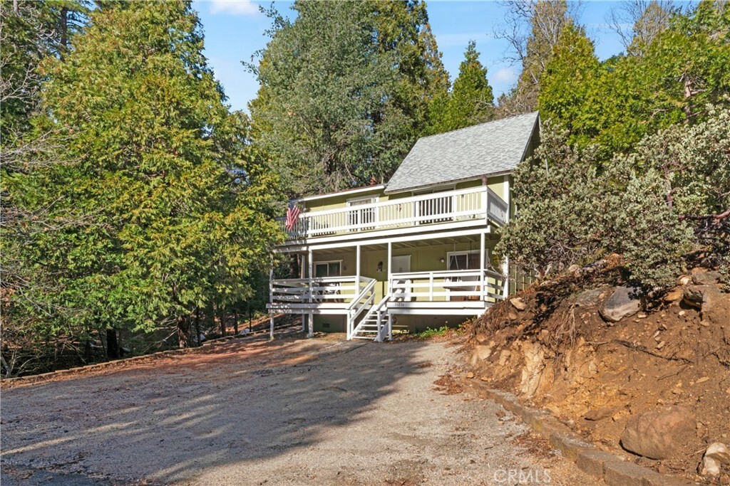 Property Photo: 26270 Thunderbird Drive CA 92352