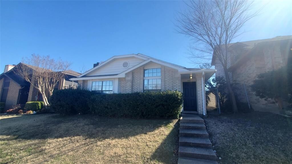 Property Photo:  416 Seminary  TX 75149 