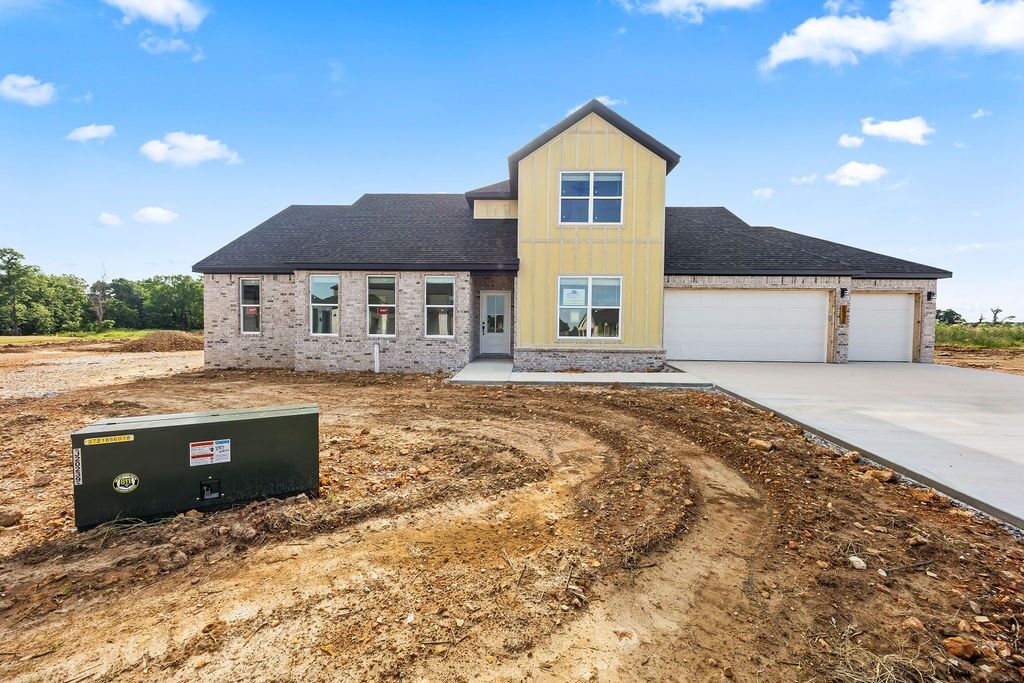 Property Photo:  4951 Farmhouse Street  AR 72762 