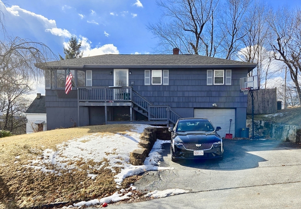 Property Photo: 9 Vincent Ave MA 01603