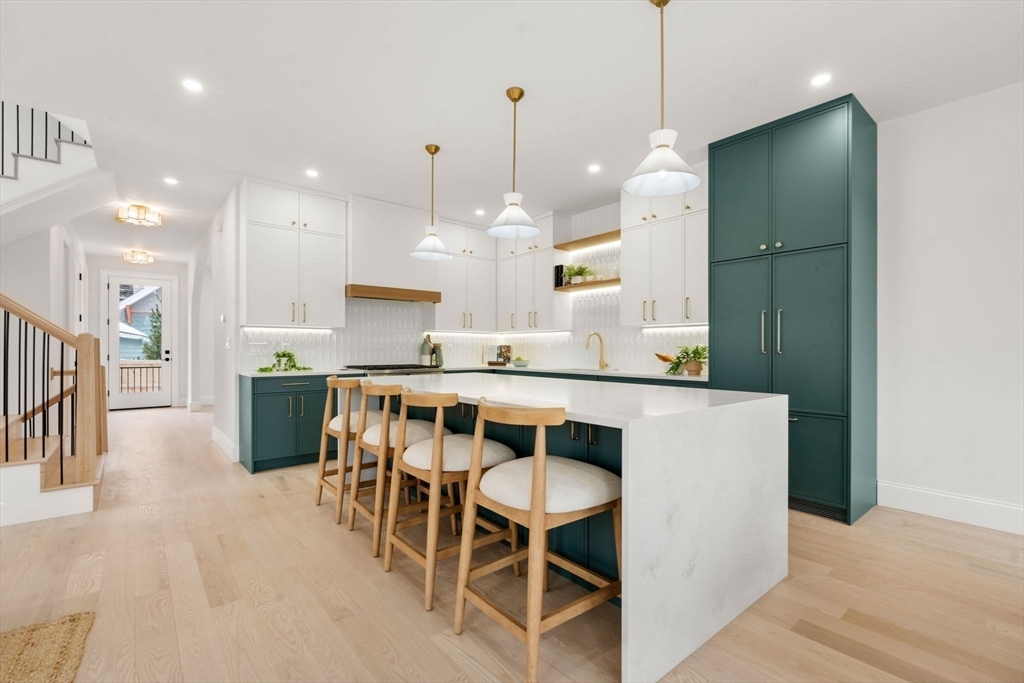 Property Photo:  130 Nonantum Rd 2  MA 02458 