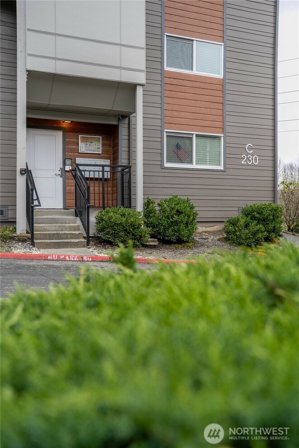 Property Photo:  230 SW Clark Street C204  WA 98027 