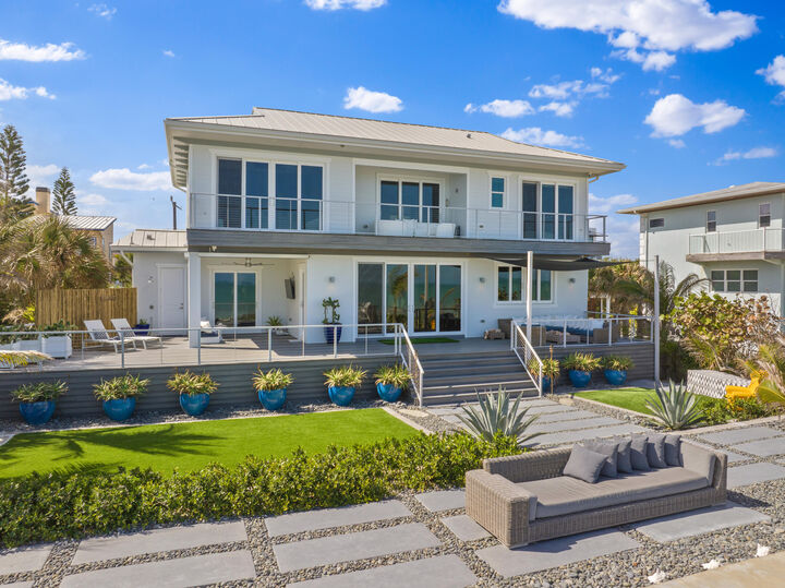 Property Photo: 9576 Doubloon Drive FL 32963