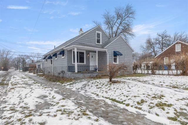 Property Photo:  8403 Westminster Avenue  MI 48089 