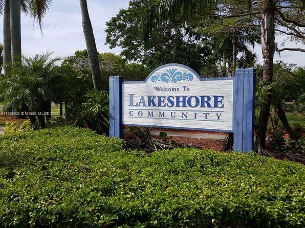 Property Photo:  1197 Washington Cir 1197D  FL 33034 