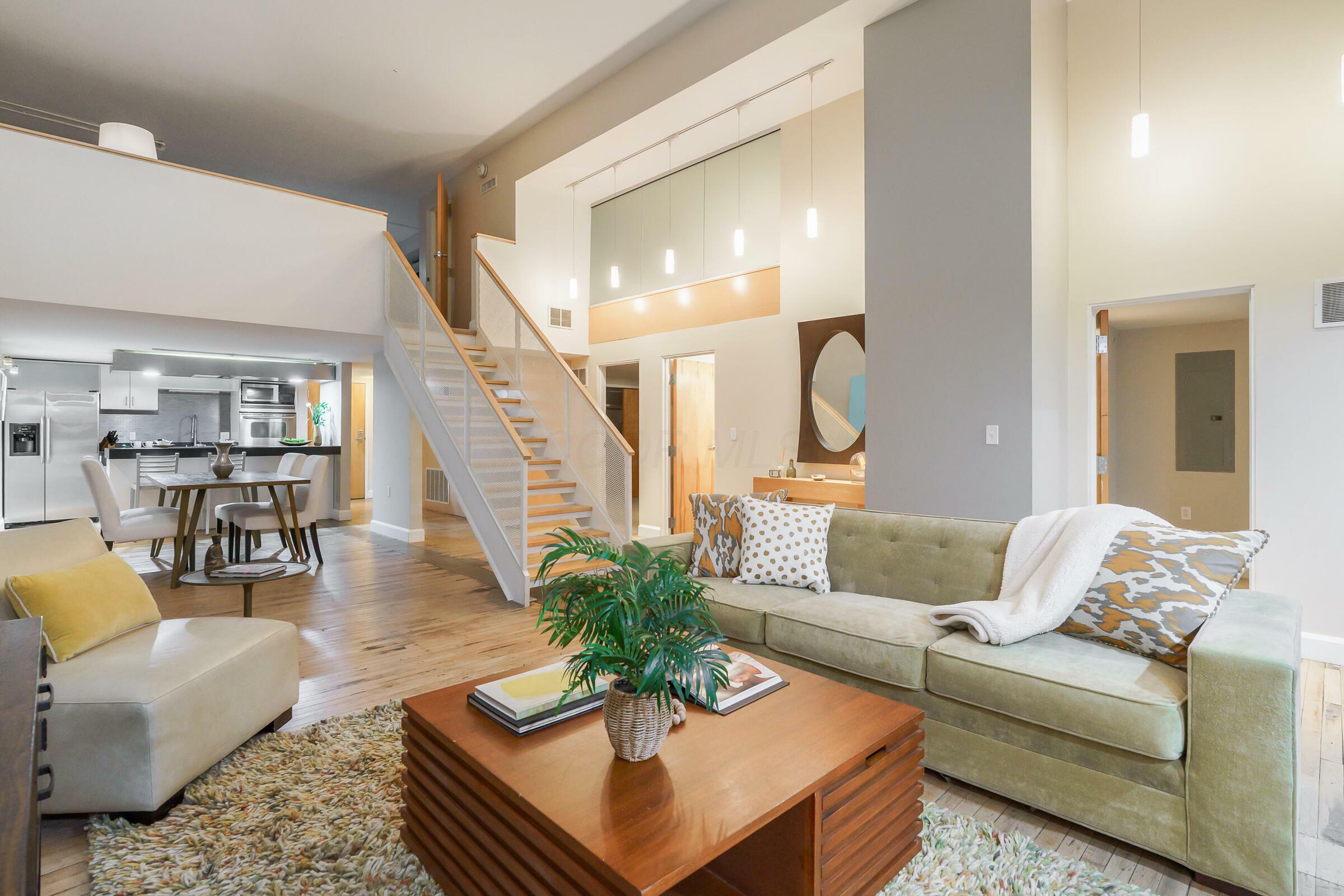 106 N High Street  Columbus OH 43215 photo