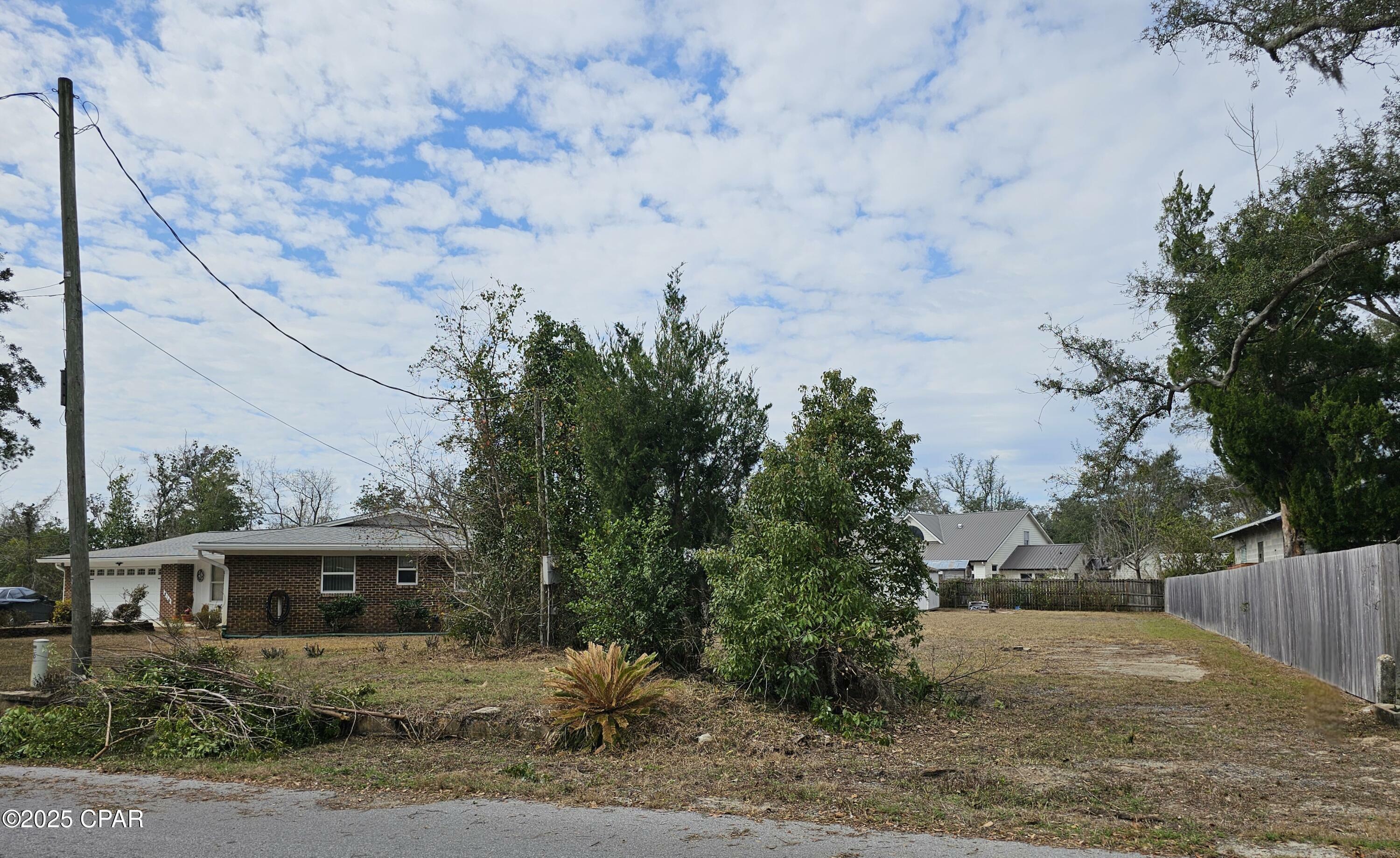 Property Photo:  812 Mississippi Avenue  FL 32444 