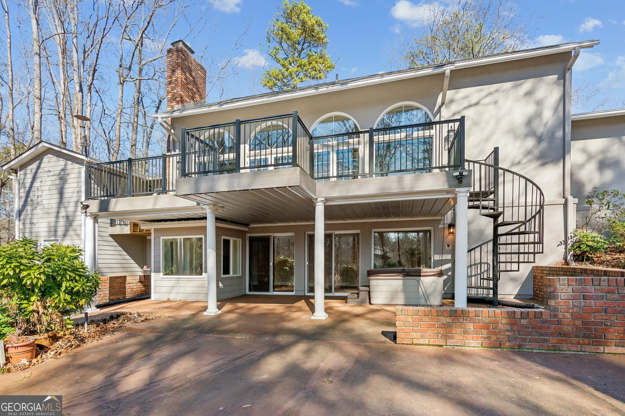 Property Photo:  213 Pine Crest Drive  GA 30040 